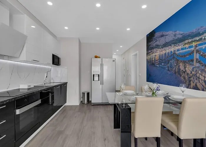 Cliffside Breeze Apartament