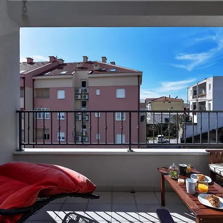 Apartment Cliffside Breeze